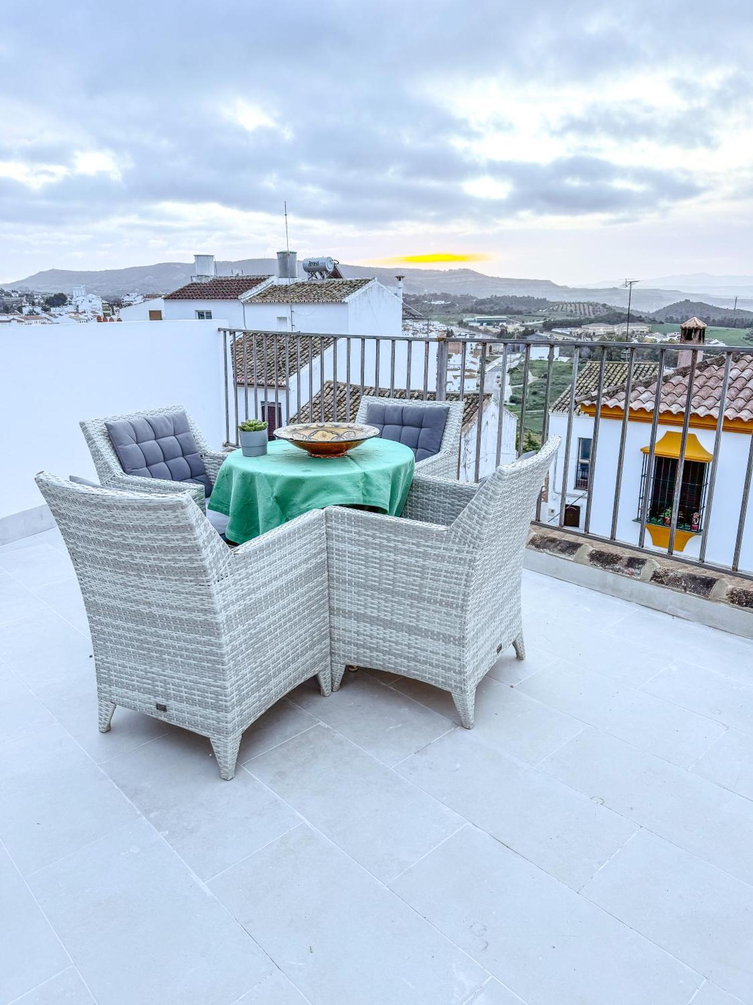 Lemon Tree Patio Villa Olvera Bagian luar foto